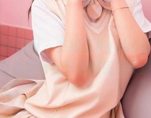 Feilin嗲囡囡 – 方绮言Ayaka修女高清照片，真心觉得我对她的偏见要消失了。