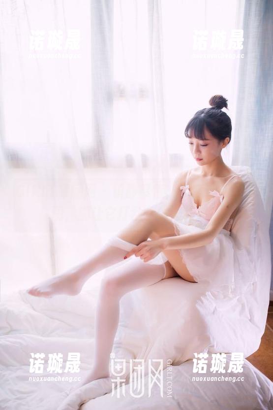 GIRLT果团网-尹意纯 GIRLT果团网 - 镇静聚焦,尹意纯镂空美图,别让它打乱你的思绪哦!
