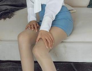 HuaYang花漾 – 尤妮丝Egg的肉丝图集，那个姿势…到底该怎么理解，带着点痴迷的目光吧？