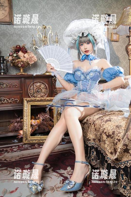 看崩溃了没？Momoko葵葵的“EternalFantasy法露忒”美图让我觉得要上舞台了！