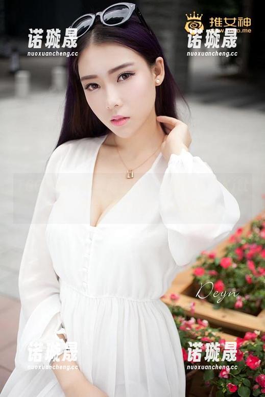 TGOD推女神-施忆佳Kitty酱 TGOD推女神 - 高清图库里的施忆佳Kitty酱,水手服穿得真让人心痒。