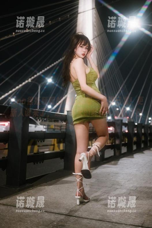 Tina很妖孽呀的冬日暖阳—原图已发！更新人设来了，成了冬天的鲜花，五颜六色还带点懵懂！