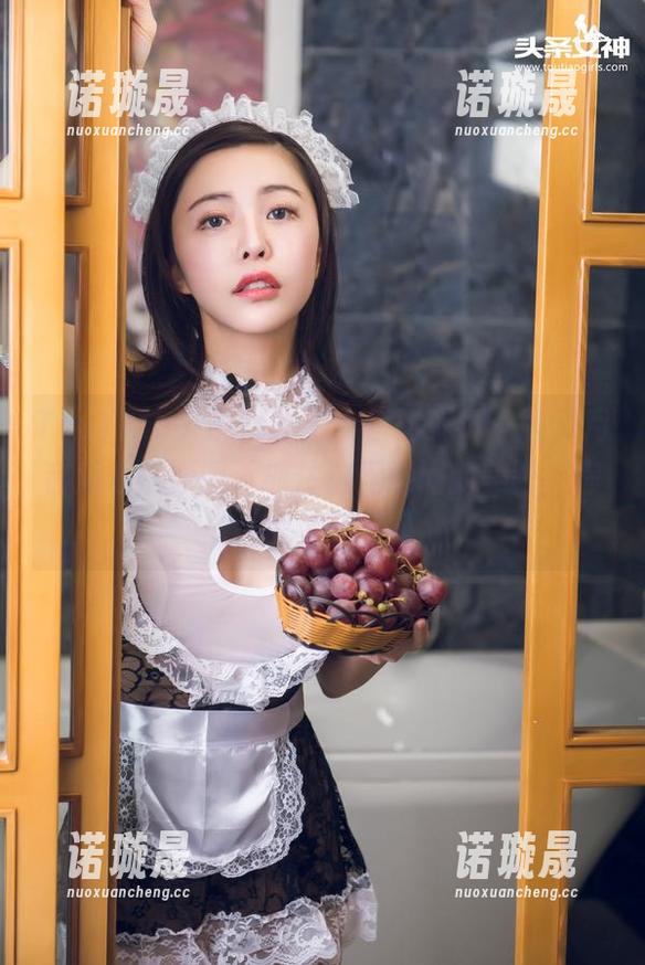 TouTiao头条女神 - 小悦时光VIP版，月音瞳私房原图，抓住这无意间的美吧，你会逃得了吗？