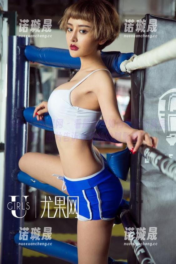UGirls尤果网 - 看颜亦汐如何驾驭短裤定制，图片告诉你轻松的时髦感！
