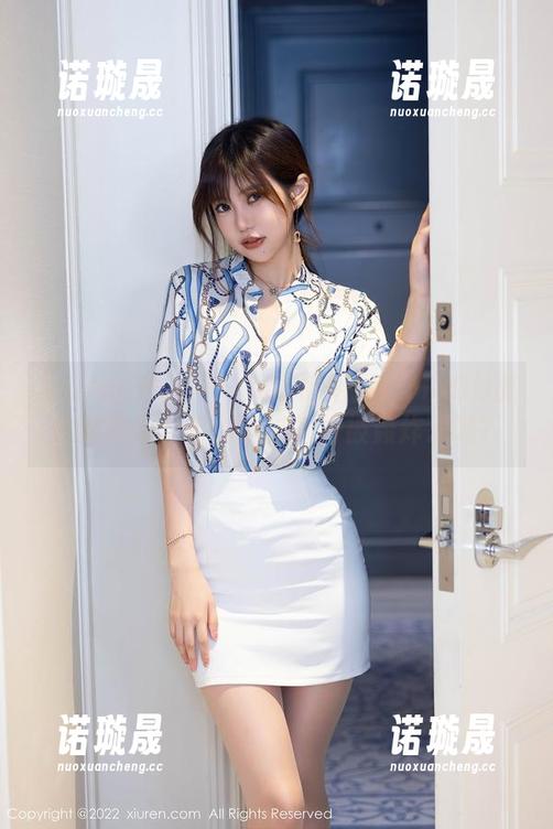 Xiuren秀人网-MOON嘉依 Xiuren秀人网 - 缤纷御姐风:MOON嘉依的原图合集,你准备好被轰炸了吗?
