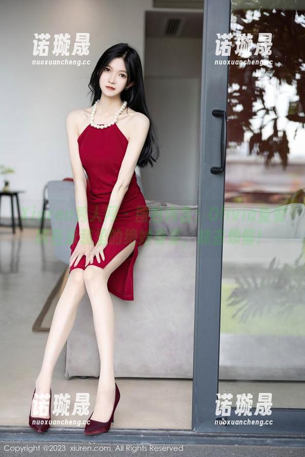Xiuren秀人网-Olivia童安琪 Xiuren秀人网 - 图包内含:Olivia童安琪在泳装里的绝妙身姿,抹去烦恼!