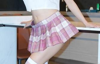 Xiuren秀人网 – 伊一Moon的双马尾画风，怎一个“可爱”了得，是时候安排一组美图了。