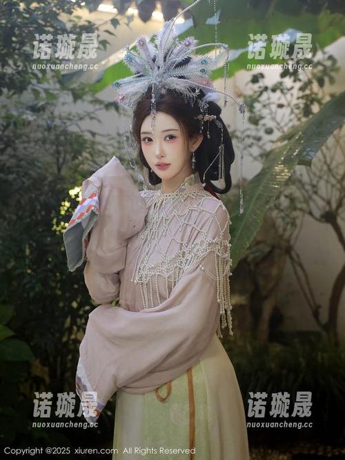 Xiuren秀人网 - 图片背后的真实，卓琳妹妹_jolin居家照的“福尔摩斯时刻”？