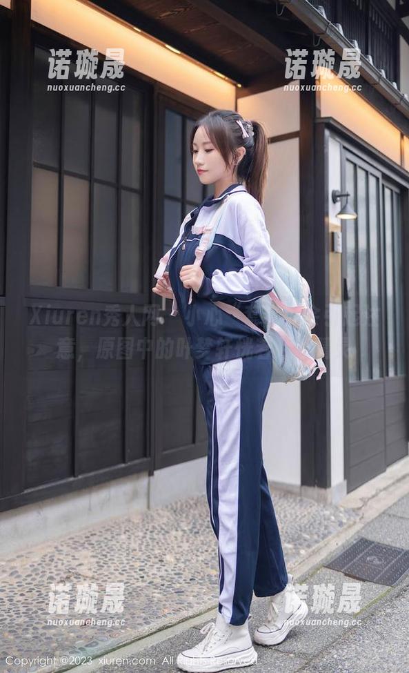 Xiuren秀人网-叶梦轩 Xiuren秀人网 - 小心“套装”会引起注意,原图中的叶梦轩恍若人间精灵