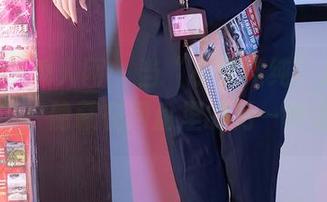 Xiuren秀人网 – 当“小兔纯纯”遇上“清纯”，隐藏在网盘里的另一种姿态。