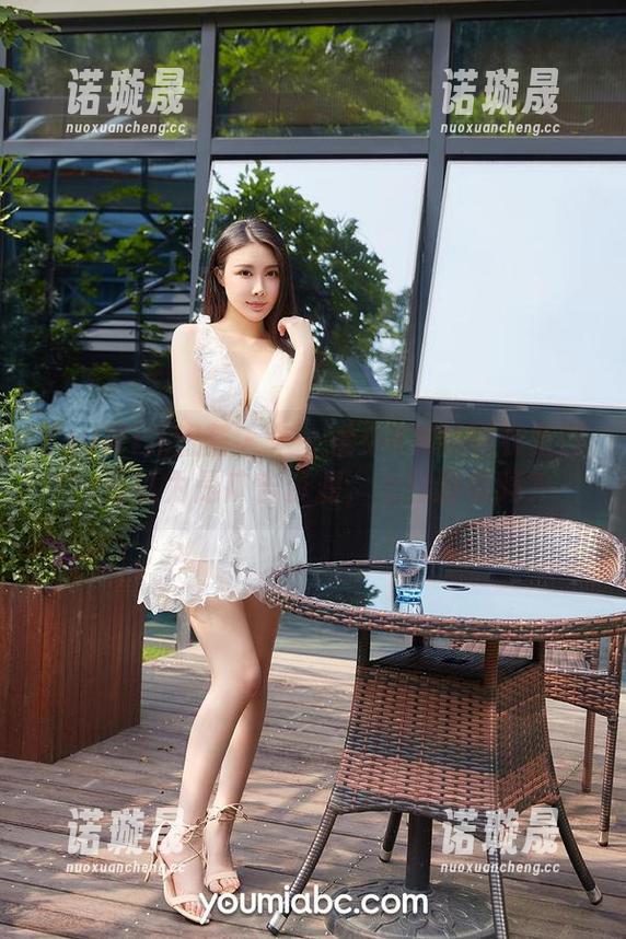 YouMi尤蜜荟-小KK YouMi尤蜜荟 - 乍一看小KK的睡衣美图,还以为是广告资源,上门服务吗?