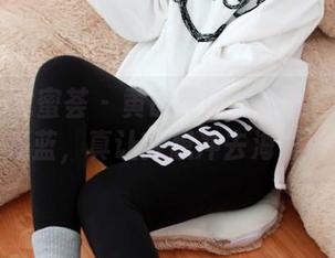 YouMi尤蜜荟 – 黄歆苑的海边私拍——那一抹海蓝，真让人想冲去海里游一圈