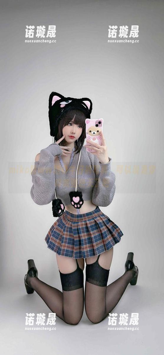 miko酱ww这身牛仔裤写真，可以说是穿得美到逆天了吧