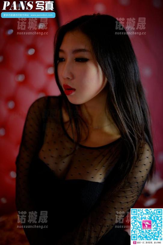 pans - 原图展现安妮，女孩一言不合就唱歌，芭比也想加入。