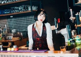变身DJAWA展示三角士兵：yeeun孙乐乐的cos我只能用五颗星来评论，满意度爆表！
