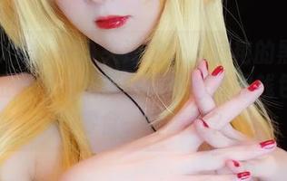 作品欣赏：一小央泽这让人惊艳的黑猫巧克力派，难道是在暗示我：猫的钱包和我的零食一样重要？