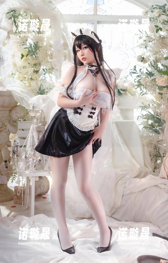 七七娜娜子 七七娜娜子的双马尾写真:这马尾比我人生中的选择还要多!