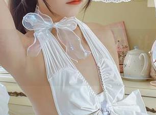 下载不呆猫的高清宫廷仕女，让你高贵优雅每一天