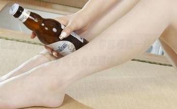 丽柜 – 一份甜甜的肉丝私拍图集，你能和我一样想象到味道吗？可能会有点甜哦。