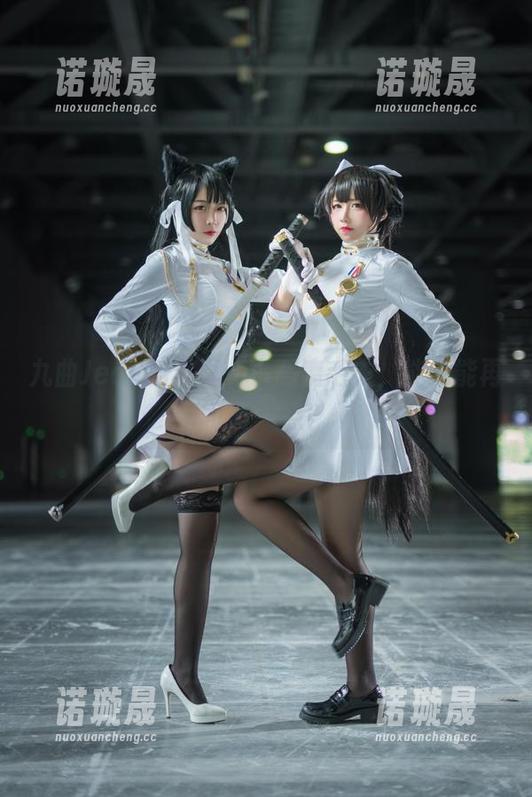 九曲Jean 九曲Jean的写真:小恶魔毛衣,能不能再可爱一点?
