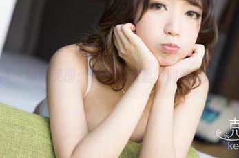 克拉女神 – 精选美图：佳莹的灰丝，骑着云彩往心底走。