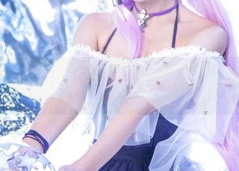 南宫带你浪，最新作品猛戳海边浪花朵朵。