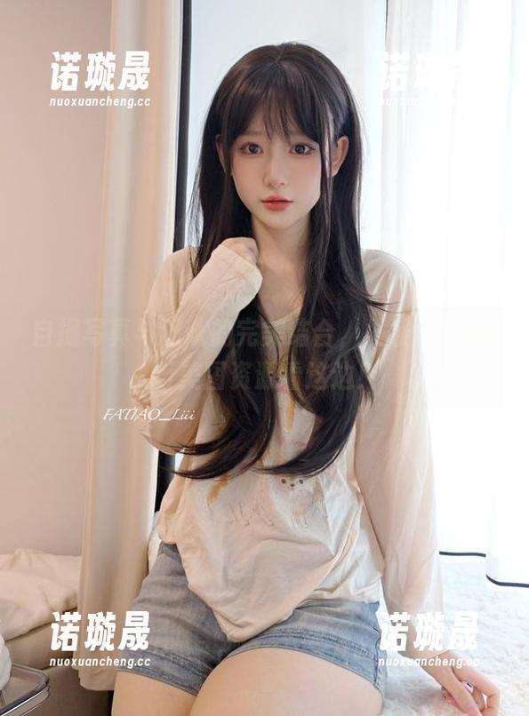 发条少女yoki 自撮写真与猫咪的完美结合,发条少女yoki美图资源看这边!