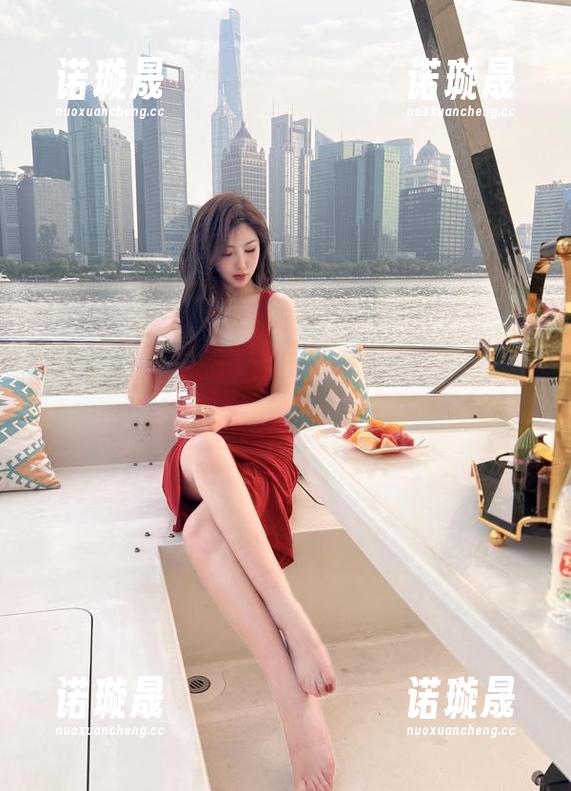 周妍希 微密圈 - 原图精选:周妍希的御姐风,你敢上前吗?
