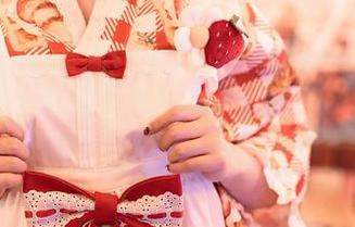 嗲囡囡 – Arude薇薇的清纯写真，照片中的一抹青涩照亮了我的无聊时光