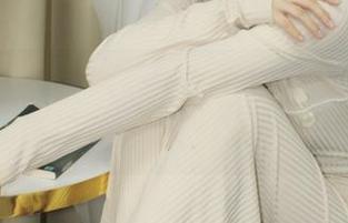 小众视觉 – 棉袜有毒，思思姐的套图下载后请谨慎观赏，小心腿控上瘾！