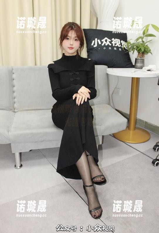 小众视觉 - 悦悦带你洗去尘世，浴室无圣光图包哟