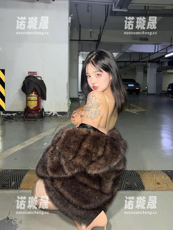 小优优子 微密圈 - 小优优子车内豹纹,福利到手,看原图才是真相啊!