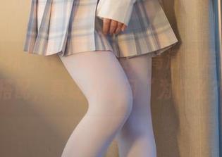 当少女秩序遇上体操服，高清图库里的神奇搭配，真让人想问“为什么？”