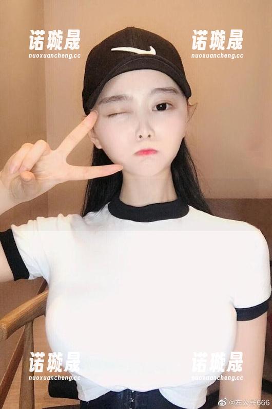 左公子666 微密圈 - 左公子666的泳装全套分享,好像从海里捞出来的洒脱?
