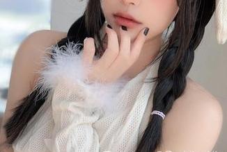 一组礼服套图，布丁大法教你优雅与俏皮的完美平衡