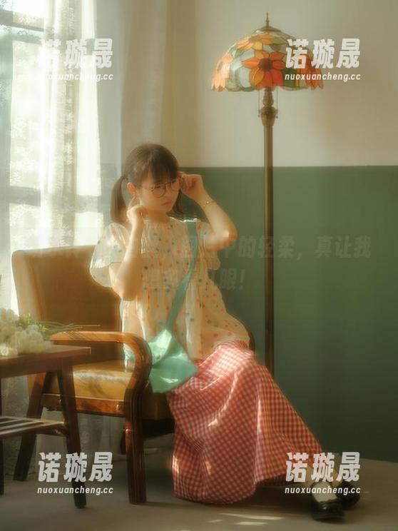 幼水铃衣的白丝，图片中的轻柔，真让我想多看几眼！