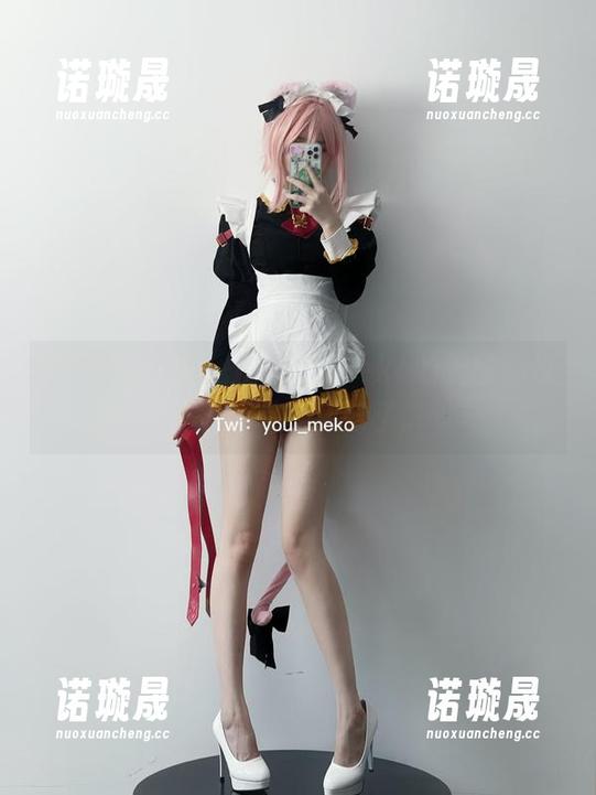 定制作品？看幼爱youmeko的长腿都快要替我写个评论了。