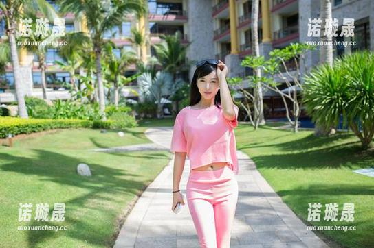 推女郎 - 看Rita的职业装，在线图片让我突然想去给老板递个快递！