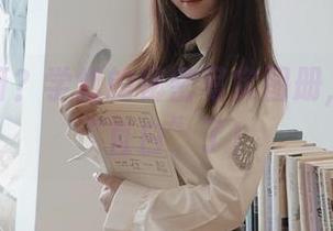 是依酱呀？学姐的秘密写实图册，来得太“直白”了！