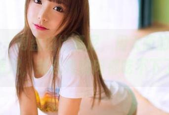 果团网 – 网盘的比基尼，周大萌的写真！这情况，我连鸡胸肉都吃不下了！