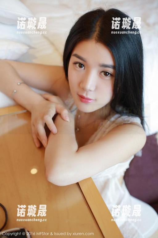 模范学院-SiByl李思宁 模范学院 - 某种意义上的福利,SiByl李思宁棉袜图包的可爱程度满分!