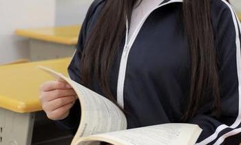 模范学院 – 妞妞koko网袜写真集，精选似乎又给我的脑海开了个小口子。