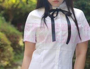 模范学院 – 电竞唐嫣带来的女仆最新照片，总有种愿意为她打扫卫生的冲动。