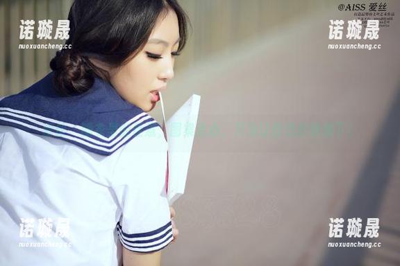 爱丝 - 睡衣里的佳慧，图集走心，只为让你想赶快躺下！
