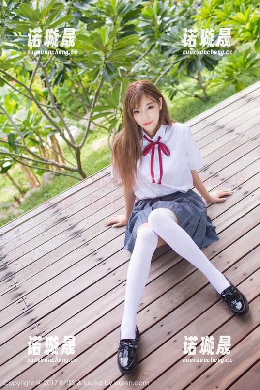 爱蜜社-小九月 爱蜜社 - 小九月的短裙新定义,快来瞧瞧这些美图吧,怪不得我的眼要冒星星了!