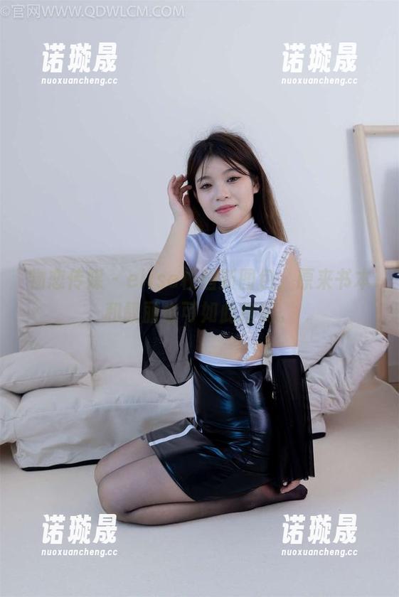 物恋传媒 - elise校园新图包，原来书本和靓丽也可如此搭配。