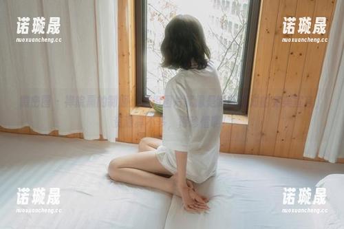 微密圈 - 禅院熏的制服：这组图片就像是制服派对的完美宣言，资源真不多，得珍惜啊！