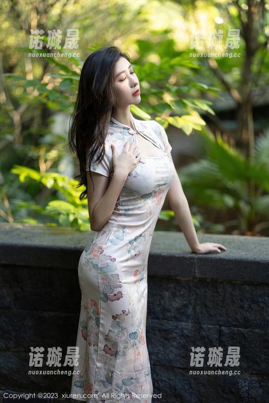 秀人网-于大小姐AYU 秀人网 - 高清尽显“于大小姐AYU”水手服风采,脑海中已经开始自编剧本了。