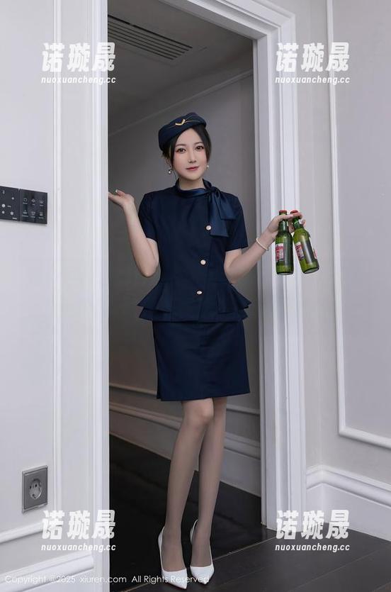 秀人网-周慕汐fairy 秀人网 - 周慕汐fairy的眼镜写真:我佩服她的智慧,更佩服她的造型全能!