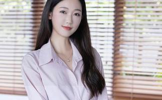 秀人网 – 如果腿是语言，那么周慕汐fairy的定制写真就是一本厚厚的辞典，总有不懂的腿语让你迷醉！